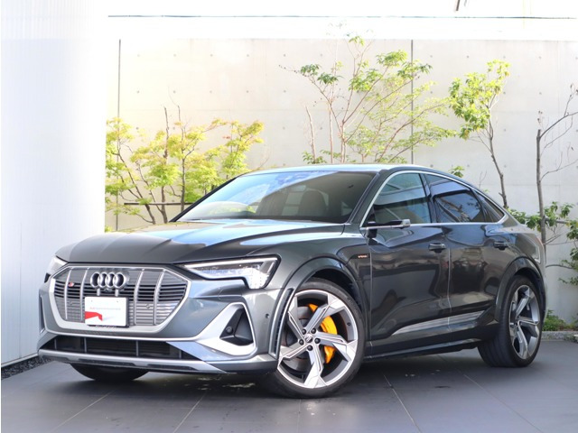 e-tron Sスポーツバック 4WD