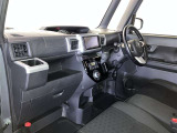 分かりやすく操作しやすい運転席まわりです☆