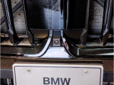 BMW代表的な特徴のキドニーグリル。BMWのすべてのモデルに採用され、BMWらしさを強調しております。