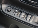 パワーウインドウを装備しております!後席ウインドゥの閉め忘れも運転席で解決できます♪