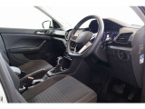 ドライバー目線で使いやすい運転席です。