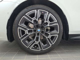 左前フロント 245/40R20