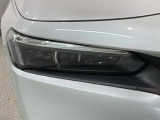 LEDヘッドライトは、点灯の瞬間から最大光量を発揮し、突然暗くなるトンネルなどでの安定感を高めます。