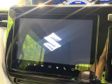 【メーカー純正9型ナビ】インテリアに溶け込むスタイリッシュな「専用設計」メーカーナビを装備♪視認性や操作性など基本性能にも優れ、より上質なカーライフをお楽しみいただけます。