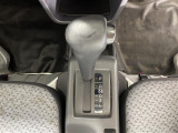 【シフトレバー】シフトの操作がしやすく快適なドライブを楽しんでいただけます!