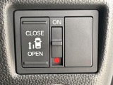 【パワースライドドア】スマートキーや運転席のスイッチでスライドドアの開閉が可能♪電動だから力を入れてドアを開ける必要が無く、小さいお子様でも、重い荷物を持っている時もラクに開け閉めできます♪