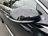 納車前整備は、検査ライン等の施設が充実した当店3階の指定工場で入念に行います。メルセデス・ベンツの定める厳しい基準をクリアしたお車のみをご案内させて頂きます。