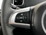 手元でオーディオの音量調整やソース切り替えができるスイッチです!運転中でも視線や姿勢を変えることなく、簡単に操作できるのでとても便利ですね♪
