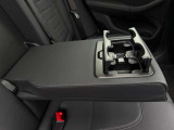 BMW専門のメカニックが、100項目にも上るポイントを徹底的にチェック。交換基準に達した部品があれば、弊社負担にて交換後、お客様へご納車致します。
