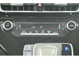 お好きな温度に設定すれば自動的に温度を調節、車内を快適空間に仕上げてくれます。