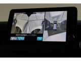 ★マルチビューカメラシステム★ギヤをRに入れるとナビの画面には上空から見下ろし感覚の映像がドライバーをアシスト★