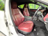 運転席シート廻りは使用感も少なく、良好な状態となっています。丁寧に使われていたことがよくわかりますね。