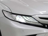 LEDヘッドライトには「オートマチックハイビームシステム」を搭載。夜間走行時にハイビームで走行可能と判断した場合、ロービームとハイビームを自動的に切り替え、前方視界確保をアシストします。