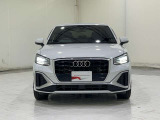 ご納車前には弊社グループの認証工場にて、専門スタッフによる100項目の点検・整備を実施いたしております。