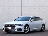 ・斜めからAudiを見るとプレス技術の高さを感じることができます。
