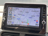 日産純正メモリーナビ付きで、遠くのお出かけの心強い味方です♪Bluetooth,CD,DVD装備で色々な音楽ソースが楽しめ直感的に操作できるタッチパネル♪