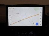 大画面10.5インチのディスプレイオーディオを装備。スマホとクルマをつなぐことで、これまでのナビに加えて、いろんなサービスが楽しめます。