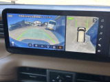 アラウンドビューモニター(全方位カメラ)付きなので、狭い道も車庫入れも丸見えで安心!ソナーで障害物を警告するのでバックが苦手な方も、得意な方も安全度UP!