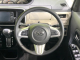 【ステアリングスイッチ】運転中、前方から目線をそらすことなく、オーディオ等の操作が可能な便利機能!安心&快適なドライブを演出してくれます♪
