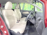 運転席シート廻りは使用感も少なく、良好な状態となっています。丁寧に使われていたことがよくわかりますね。