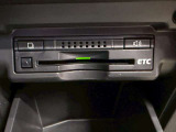 【純正ビルトインETC】装備済み☆長距離ドライブの必需品!高速道路の料金所も楽々通過できますね♪
