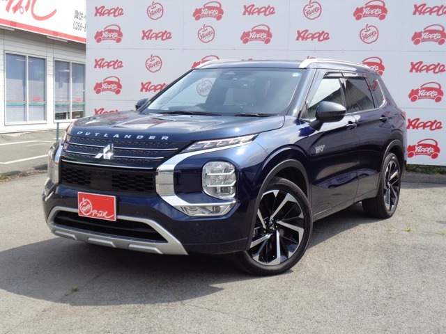 アウトランダー PHEV 2.4 P 4WD 