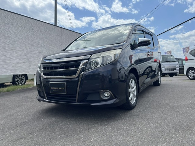 エスクァイア2.0 Gi ブラック テイラード 4WD