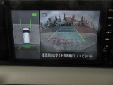 アラウンドビューモニター付です。上から丸見え、車庫入れも安心!