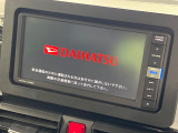 【純正ナビ】人気の純正ナビを装備しております。ナビの使いやすさはもちろん、オーディオ機能も充実!キャンプや旅行はもちろん、通勤や買い物など普段のドライブも楽しくなるはず♪