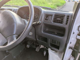 当社では納車前整備や洗車・ルームクリーニングも行っております。