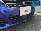 フロントレーダーで運転も安心!