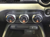 エアコンはオートエアコンです☆快適な空間で運転していただけます☆