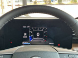 視認性の良いメーターパネル☆カラーディスプレイには運転をサポートするさまざまな情報を表示します☆
