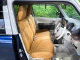 運転席シート廻りは使用感も少なく、良好な状態となっています。丁寧に使われていたことがよくわかりますね。