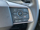 ステアリングスイッチ搭載!ハンドルひとつで手を離さなくても運転中視線をそらさなくても操作が出来て便利です