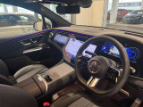 メルセデス・ベンツの定める厳しい基準をクリアしたお車のみをご案内させて頂きます。納車前整備はメーカー規定に基づき100項目以上にも及ぶ点検を熟練のメカニックによって行いご納車させて頂きます。