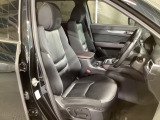 ドライビングポジションは車を意のままに操り、運転を楽しむための土台となります!「適正操作ユニットの配置」と「正しい姿勢が取れるシート」は人馬一体の基本であり、安心・快適な走りの支えとなります!