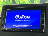 【純正ナビ】人気の純正ナビを装備。オーディオ機能も充実しており、Bluetooth接続すればお持ちのスマホやMP3プレイヤーの音楽を再生可能!毎日の運転がさらに楽しくなります!!