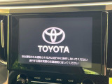 【純正ナビ】人気の純正ナビを装備しております。ナビの使いやすさはもちろん、オーディオ機能も充実!キャンプや旅行はもちろん、通勤や買い物など普段のドライブも楽しくなるはず♪