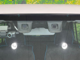 【スズキ セーフティサポート】走行中に前方の車両等を認識し、衝突しそうな時は警報とブレーキで衝突回避と被害軽減をアシスト。より安全にドライブをお楽しみいただけます。