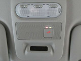 SOSコール 走行中の緊急時(病気や事故、あおり運転など)にボタンひとつでオペレーターに接続!救急や警察への連絡をサポートいたします。※使用にはお申し込みが必要です、詳しくはスタッフまで