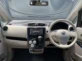 運転席周りの画像です。興味がわいて来ませんか?ゆっくり、じっくりご覧下さい。