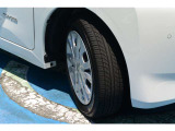 タイヤサイズは155/65R14です。