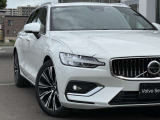 ◆ヘッドライト/VOLVOの代名詞ともいえるTシェイプのライトは、北欧神話のトールハンマーをイメージした意匠です