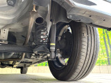 お車を安心してお乗りいただく為には、足回りの定期点検が欠かせません。サービスサポート(有償保証)では無料点検もご提供しており、安心のカーライフをお過ごしいただけるサポート体制が整っています。