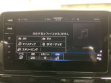 オーディオソース選択画面です。ラジオやBluetoothが選択できて、スマートフォンと接続してお好きな音楽をお楽しみいただけます。