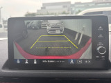 バックカメラも付いています! 運転が不慣れな方でも安心して駐車が可能です!