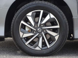【タイヤ】 【純正16インチアルミホイール】《195/60R16》専用のアルミなのでお車のイメージぴったりですね!
