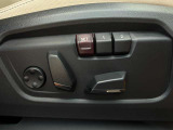 車両の詳細、ご質問につきましては、弊社営業スタッフまでお気軽にご連絡下さいませ。遠方のお客様には実車の詳細画像送信も承ります。お客様からのお問合せをお待ち致しております。