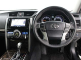 運転席廻りです。